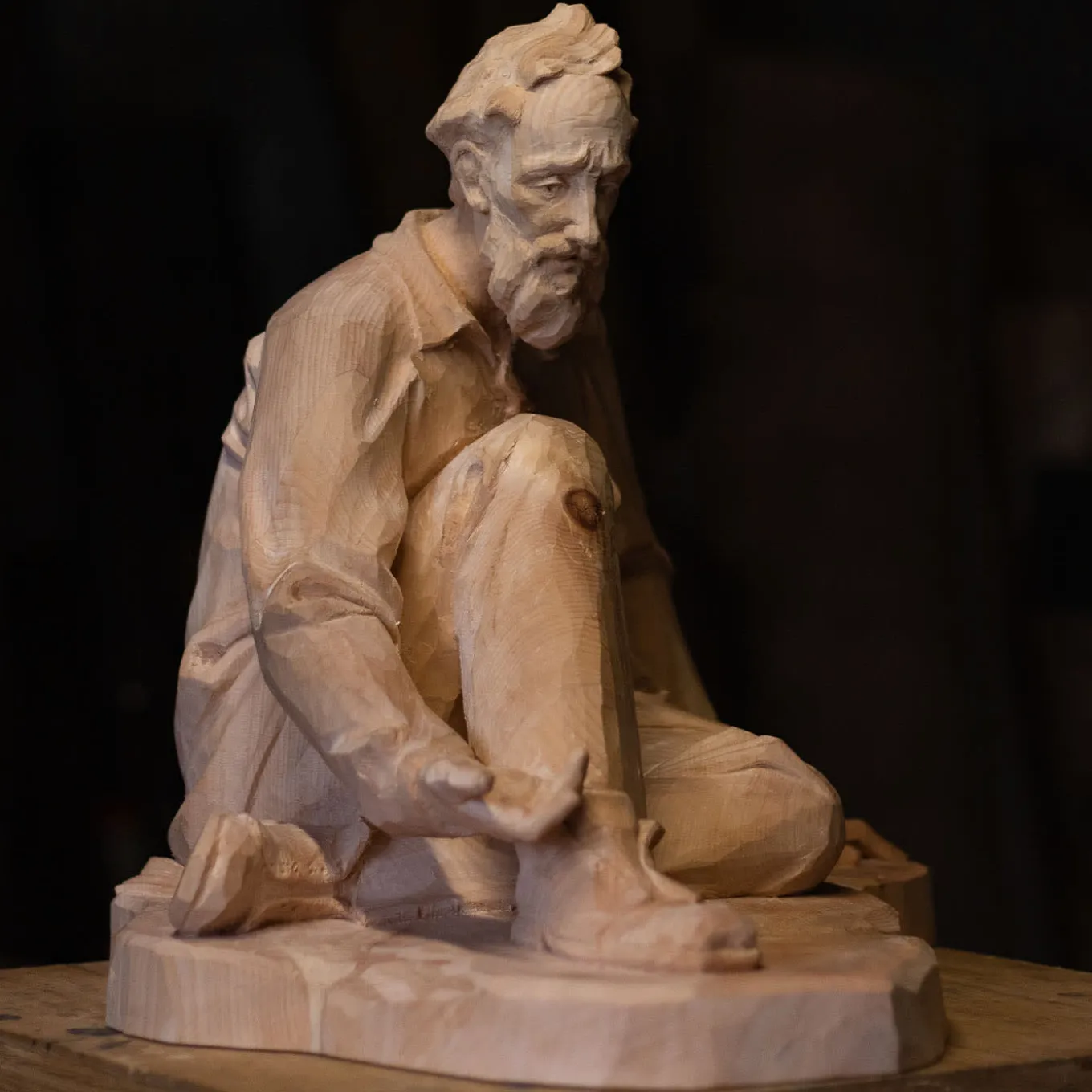 Generosità Wooden Sculpture
