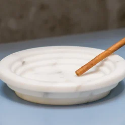 Guggenheim Round White Michelangelo Ashtray by Michele Chiossi