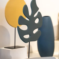 Hello Nature Leaf Totem