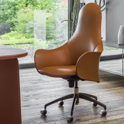 Hipod Swivel Base Chair by Giulio Manzoni