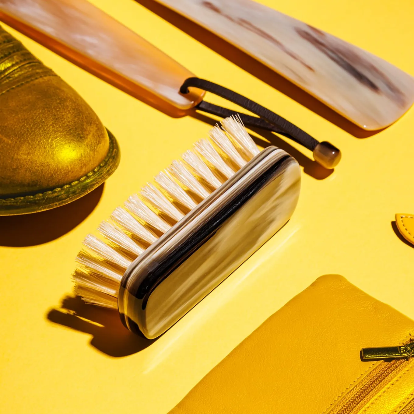 Horn & Leather Shoe Horn #2