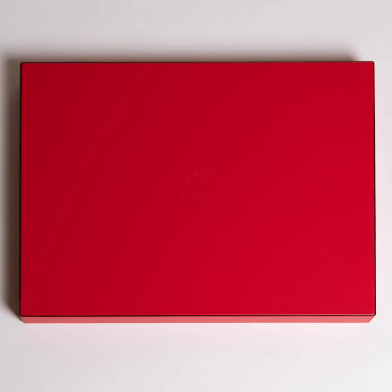 Intarsio Briolette Coffee and True Red Tray