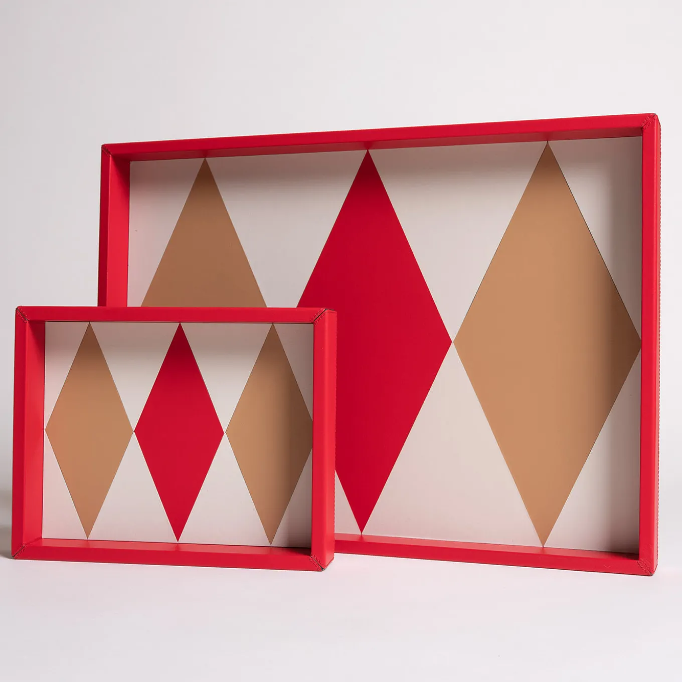 Intarsio Briolette Coffee and True Red Tray