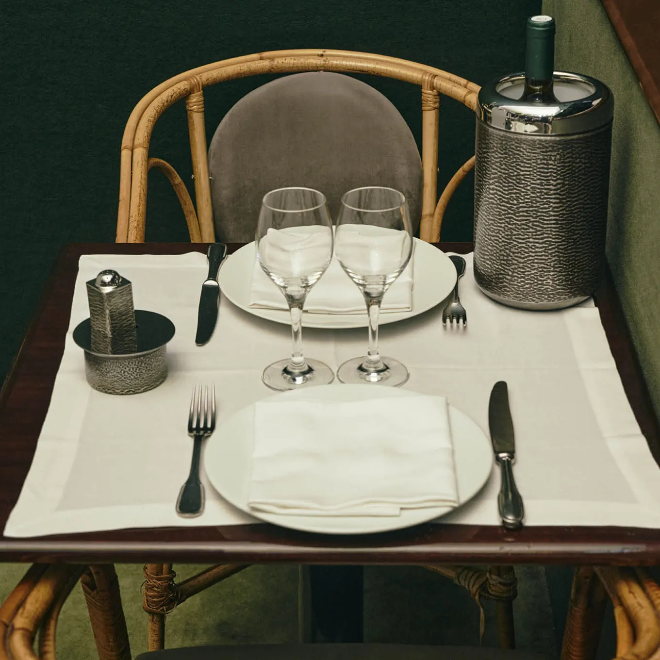 Iside Bronze Salt & Pepper Shaker Set