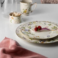 Jolie Set of 2 Porcelain Dessert Plates