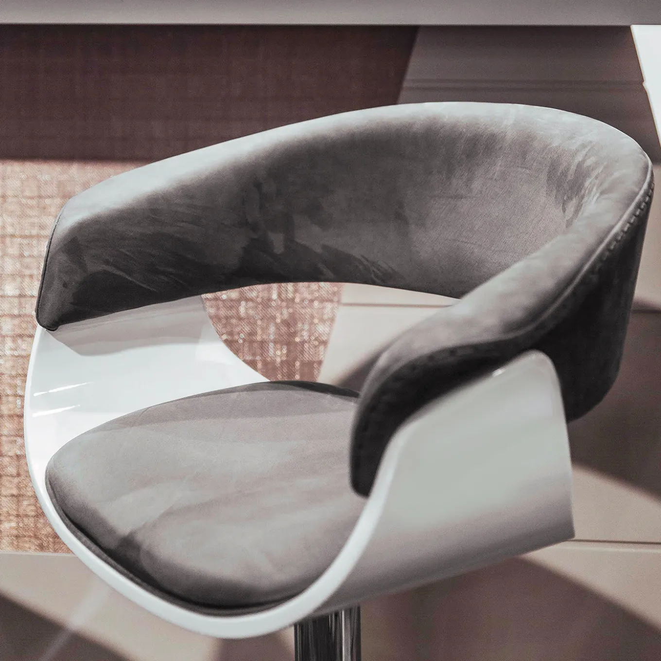 Joyce bar stool by Pino Vismara