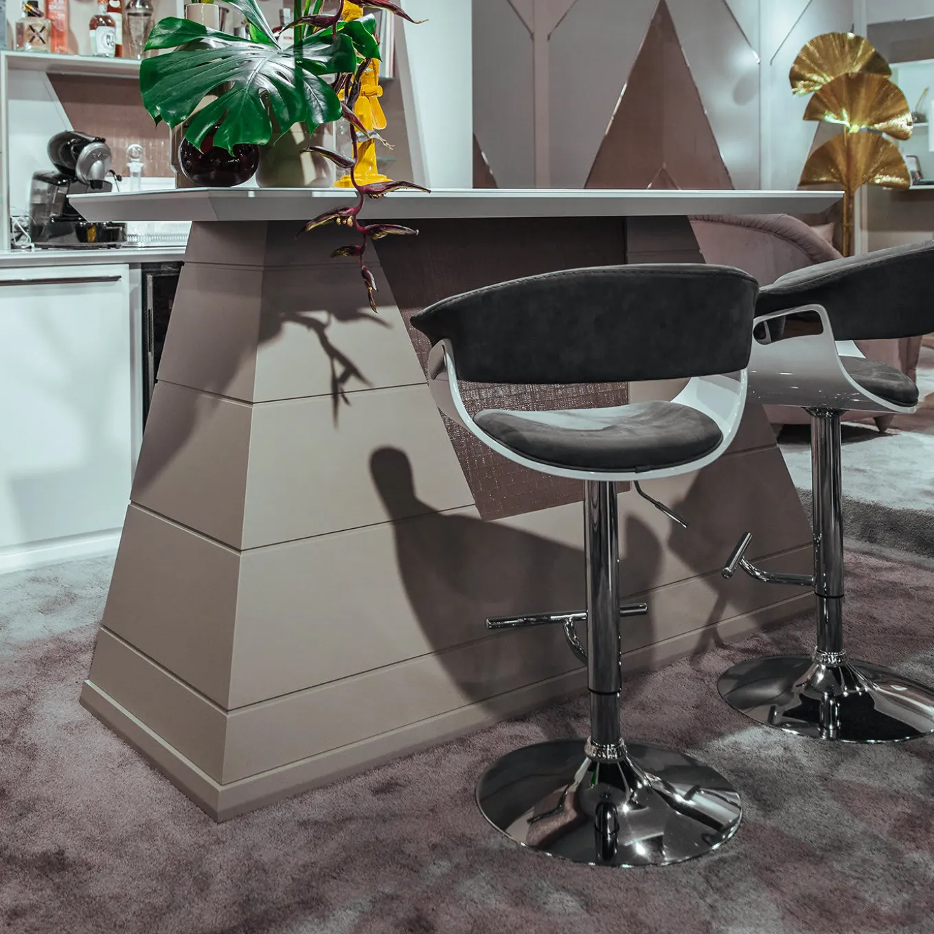 Joyce bar stool by Pino Vismara