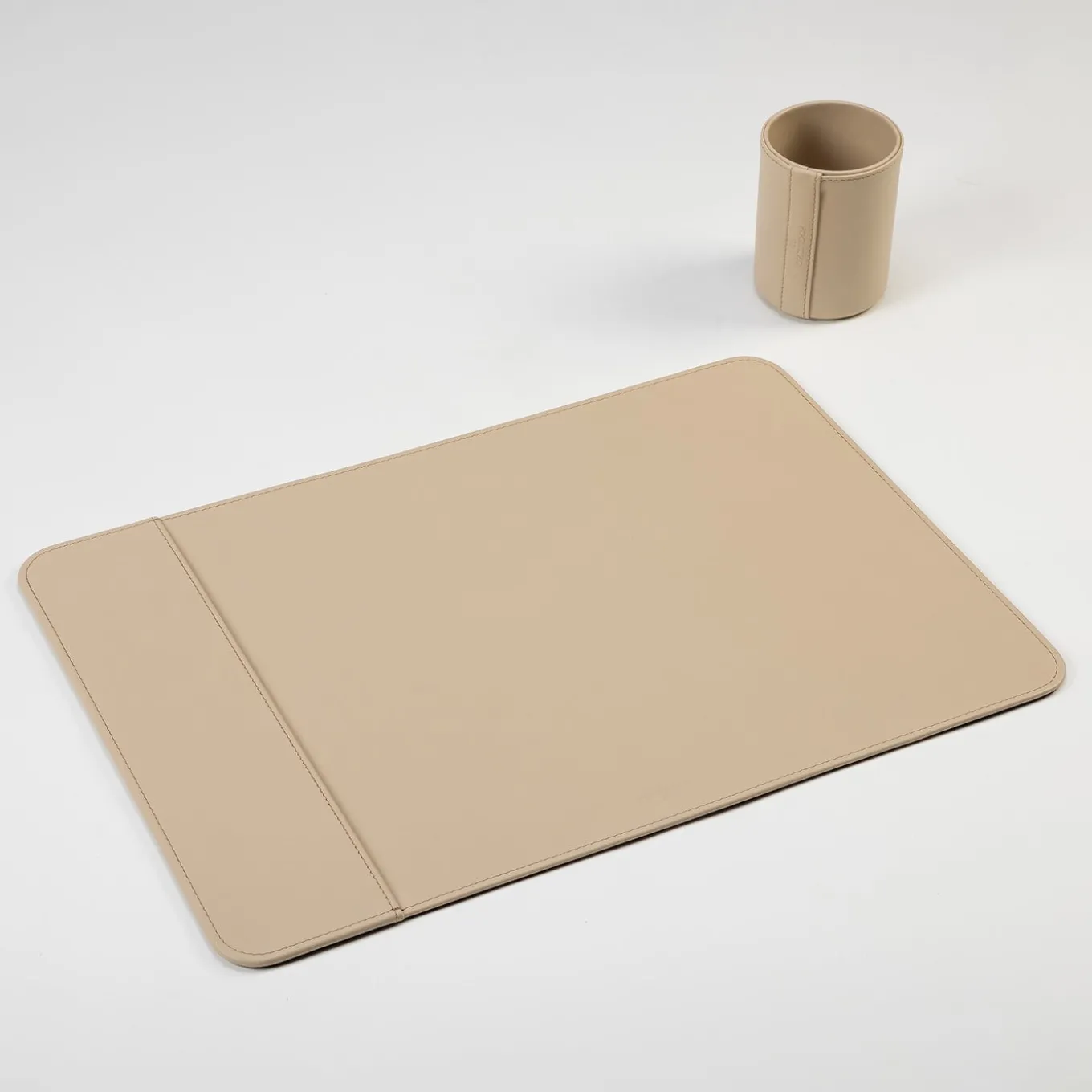 Kandinsky Luna White Deskpad