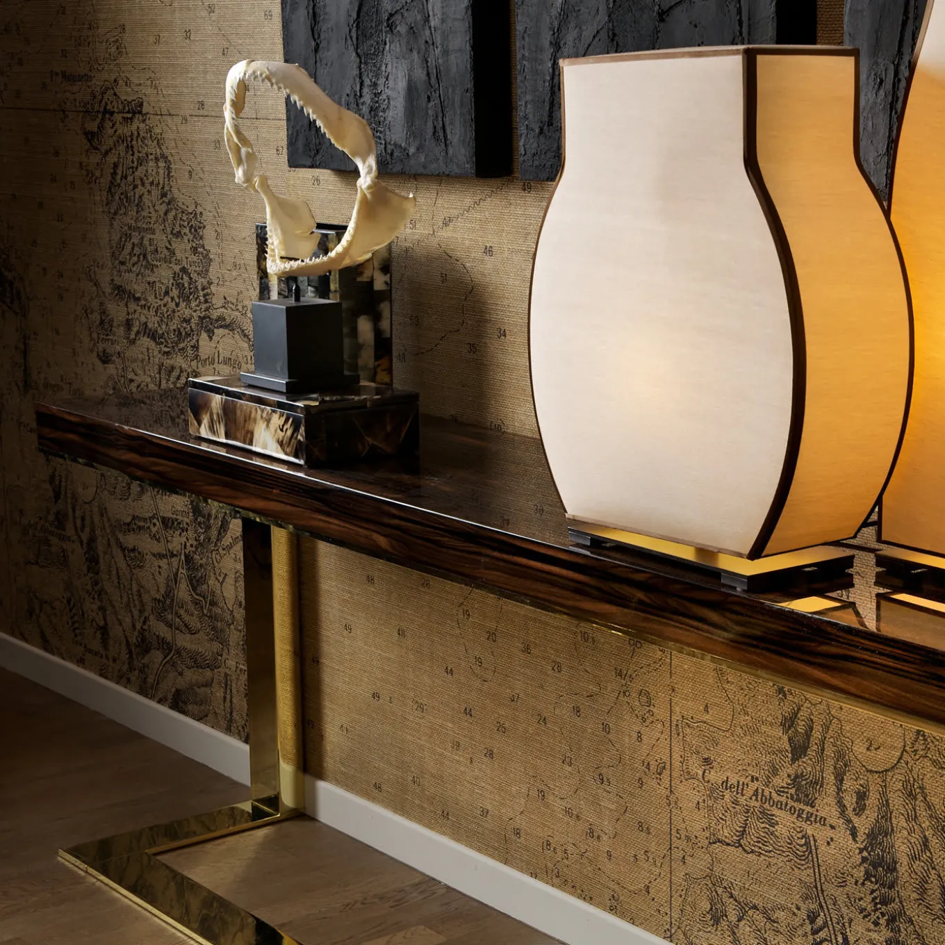 Kelly Console with Glossy Finish