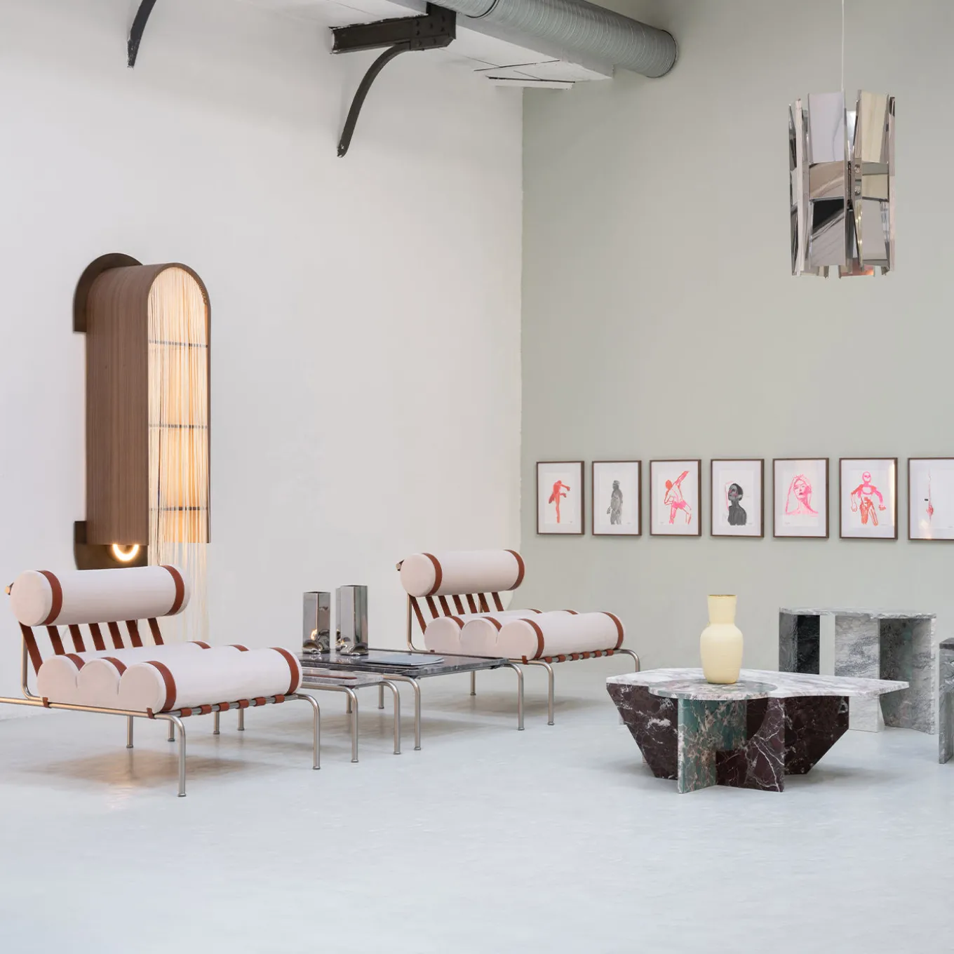 Kylindo Beige Armchair