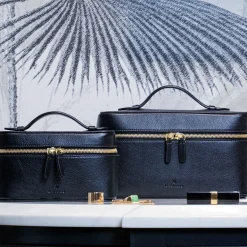 Large Black Leather Beauty Case