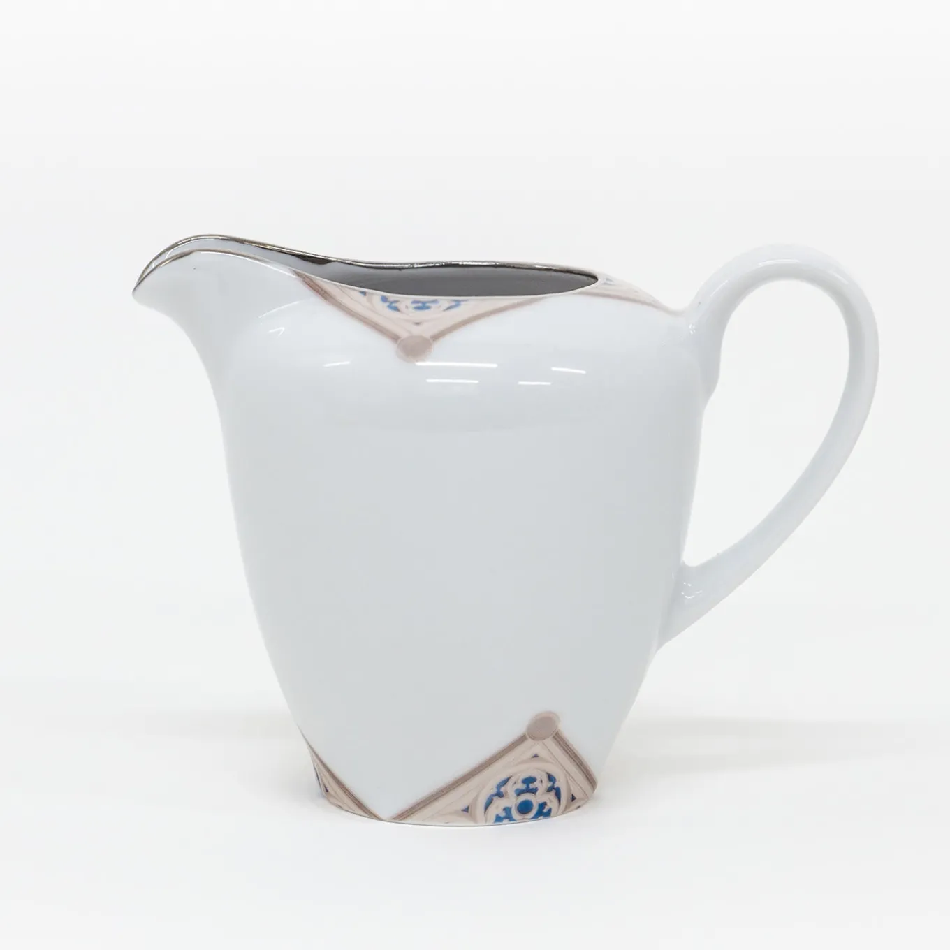 Le Volte Celesti Porcelain Tea Set with architectures