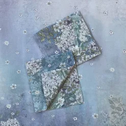 Linen Tablecloth with 6 Napkins