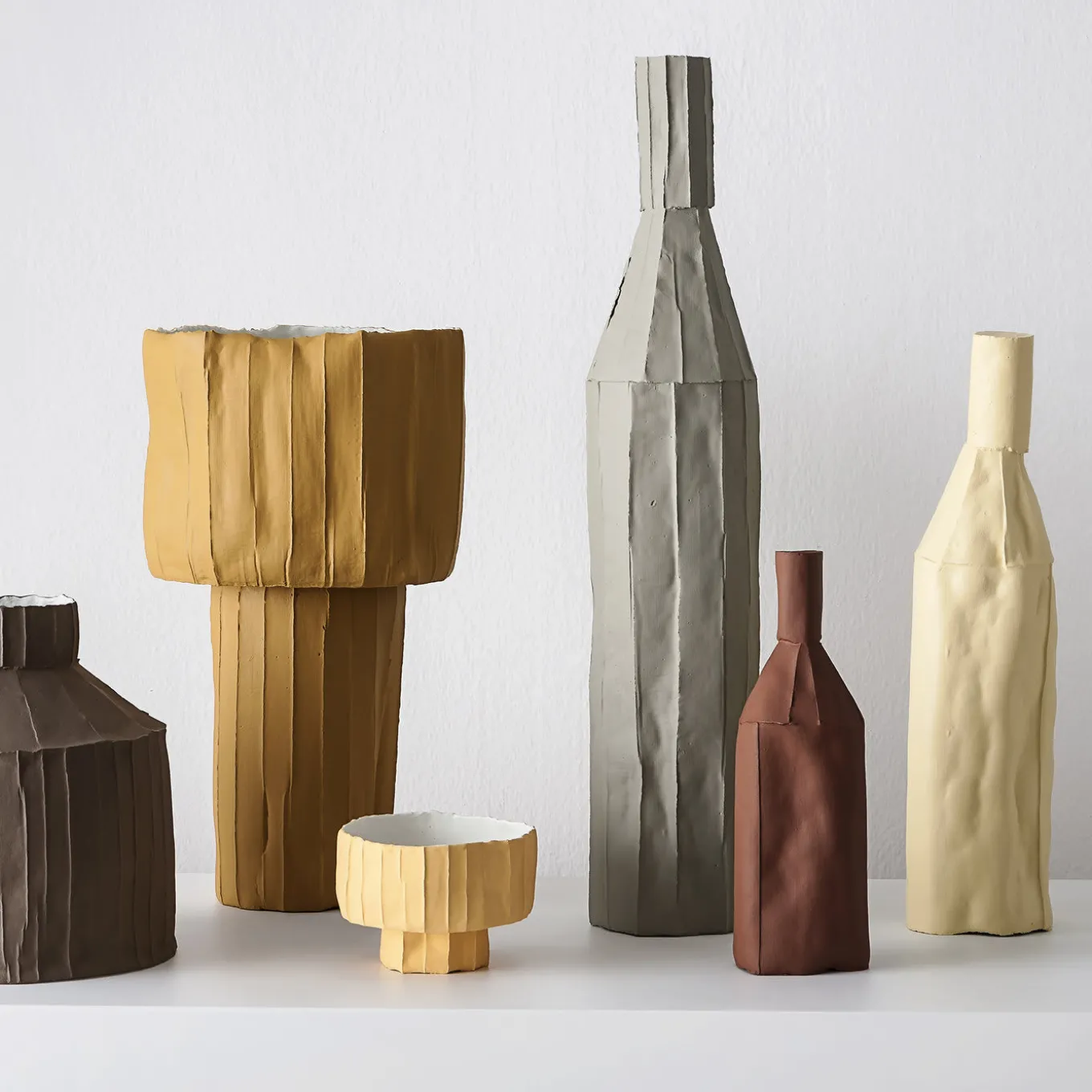 LISCIA C15/Cacao Decorative Bottle