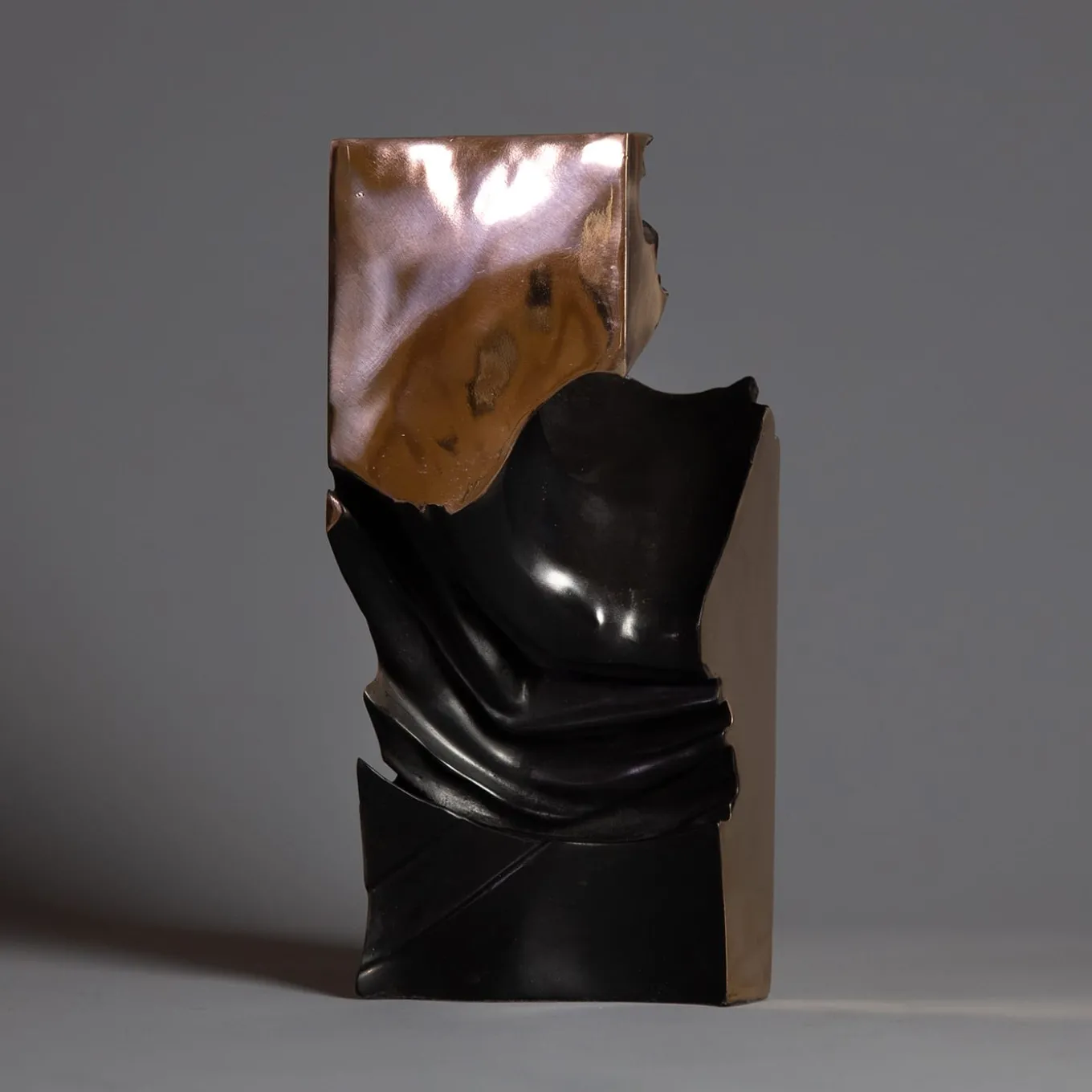 Loves who don’t know how to get by in this world (SHE) Sculpture #5