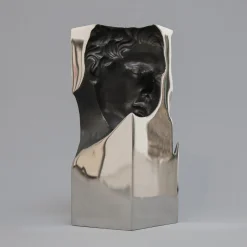 Loves who don’t know how to get by in this world (HE) Sculpture #1