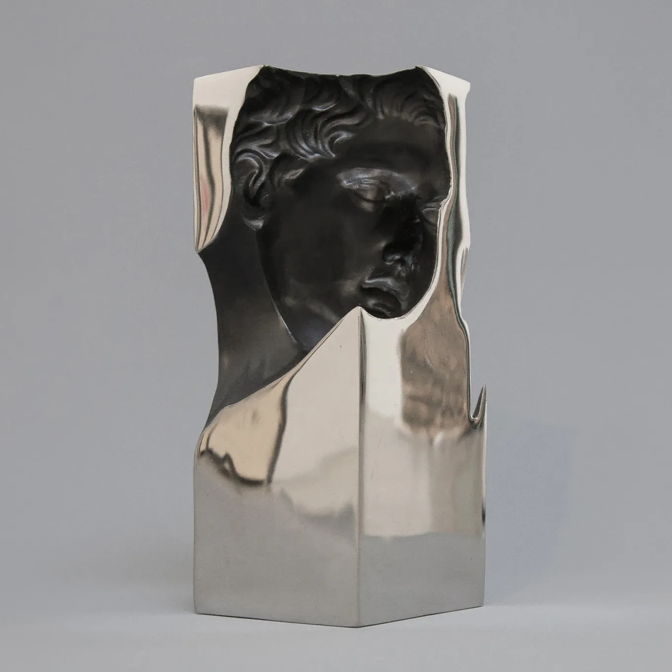 Loves who don’t know how to get by in this world (HE) Sculpture #1