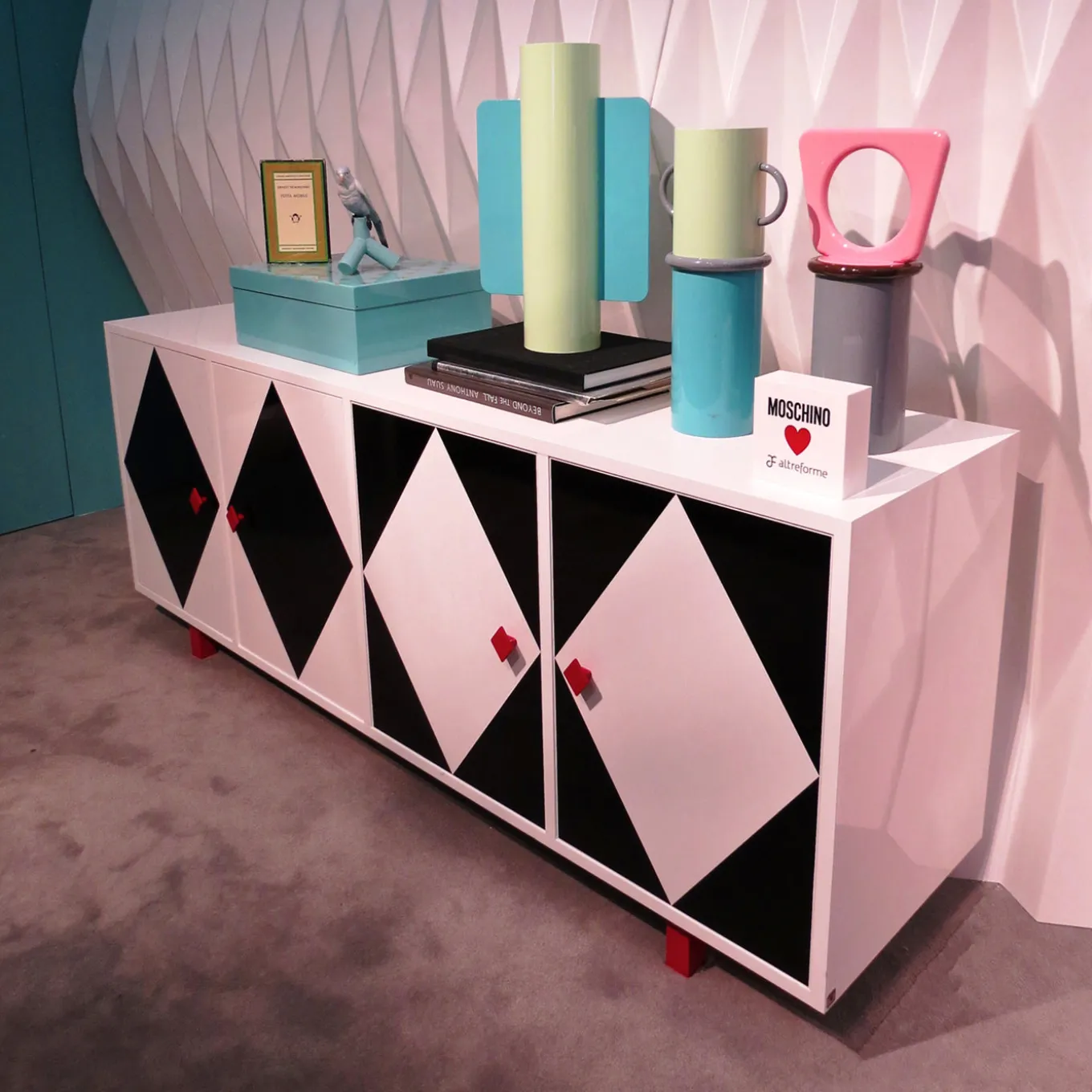 Lutetia Aluminum Jar by Elena Cutolo