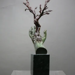 Mano Albero Bronze Sculpture