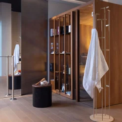 Mastio Black Wood Pouf