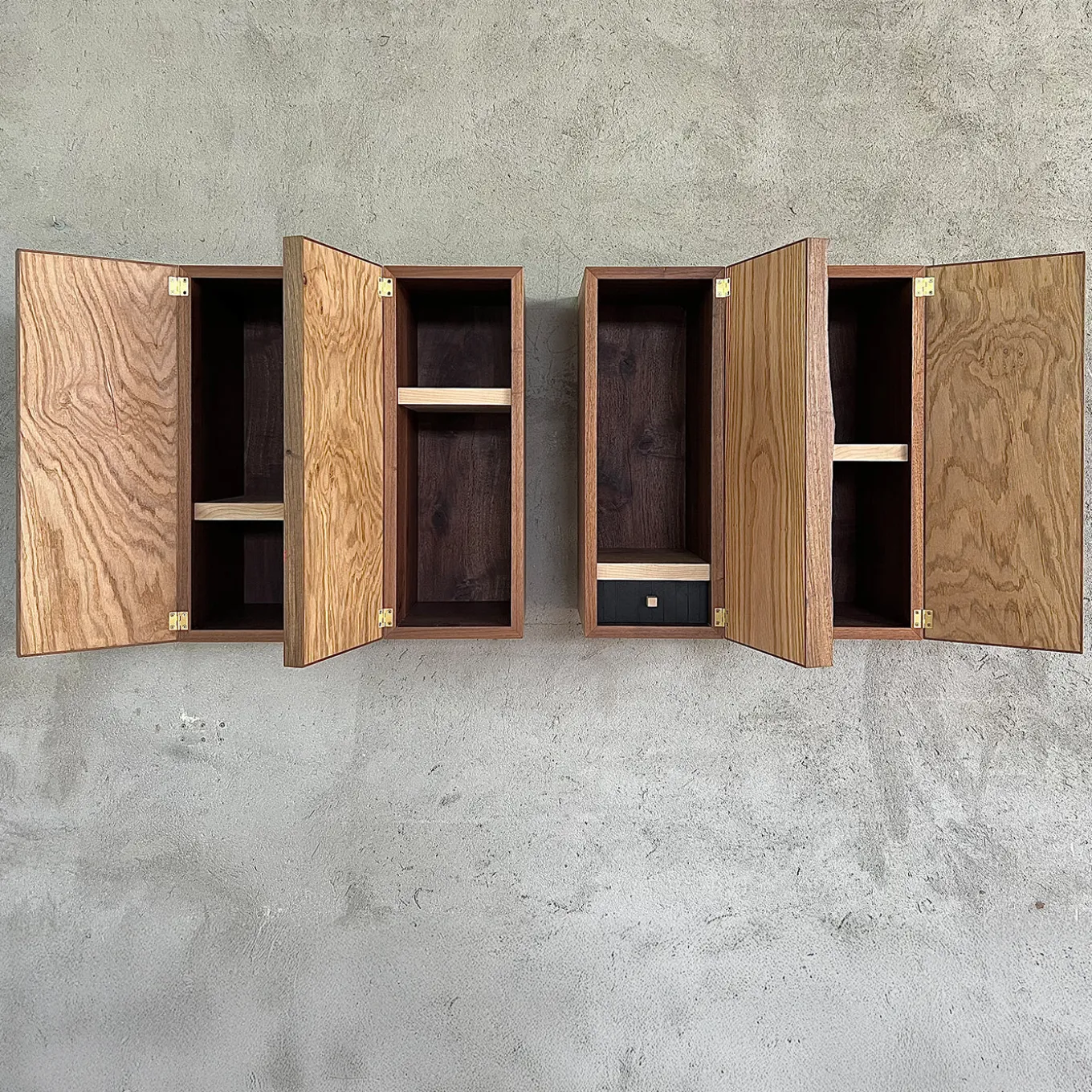 MESCOLANZA Set of 4 Wood Wall Cabinets with Inlays