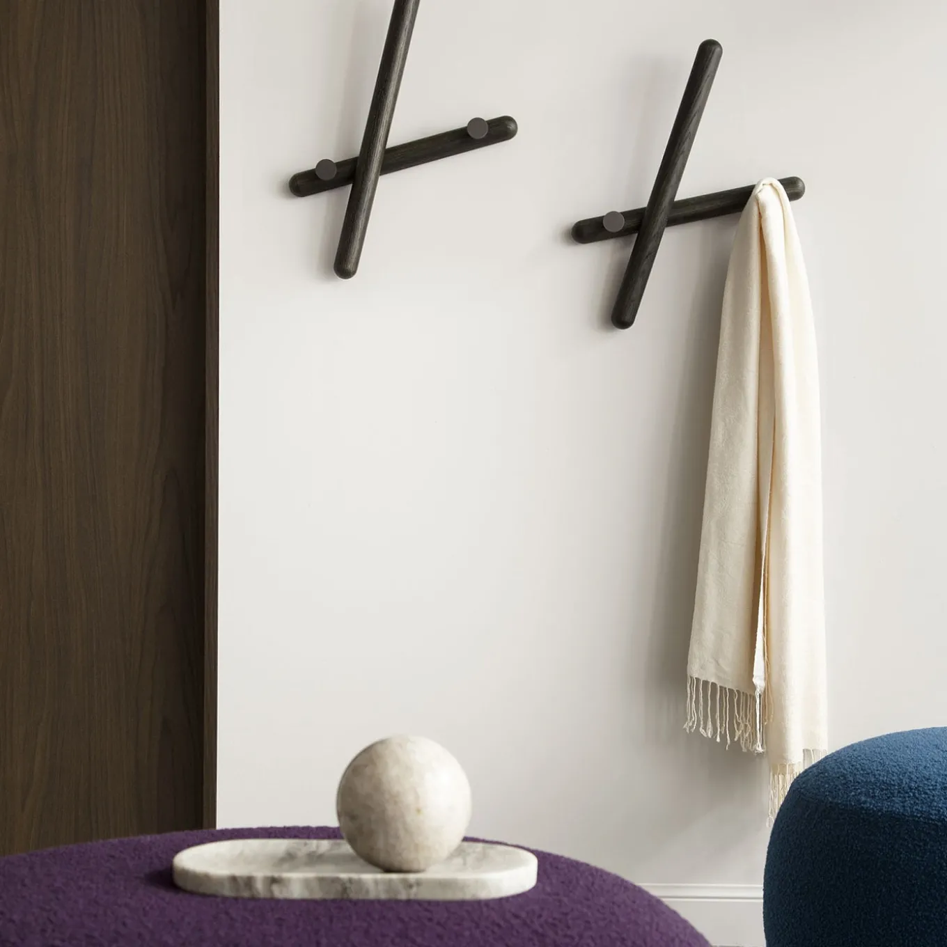 Mikado Laguna Solid Oak Coat Rack