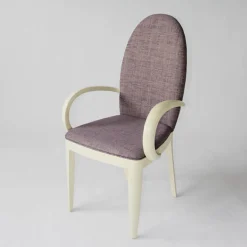 M&M Chair with Armrests