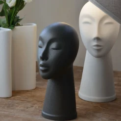 Modigliani small Table