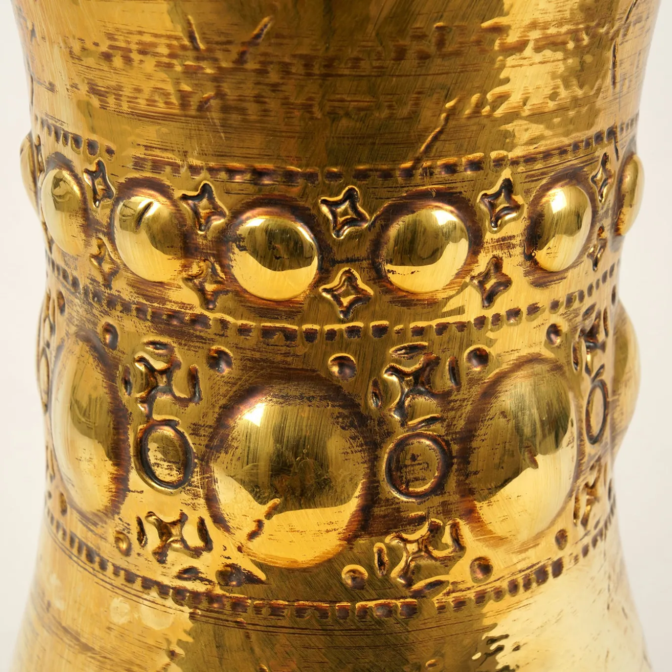 Myra Gold Ceramic Side Table by Gabriele Mengoni