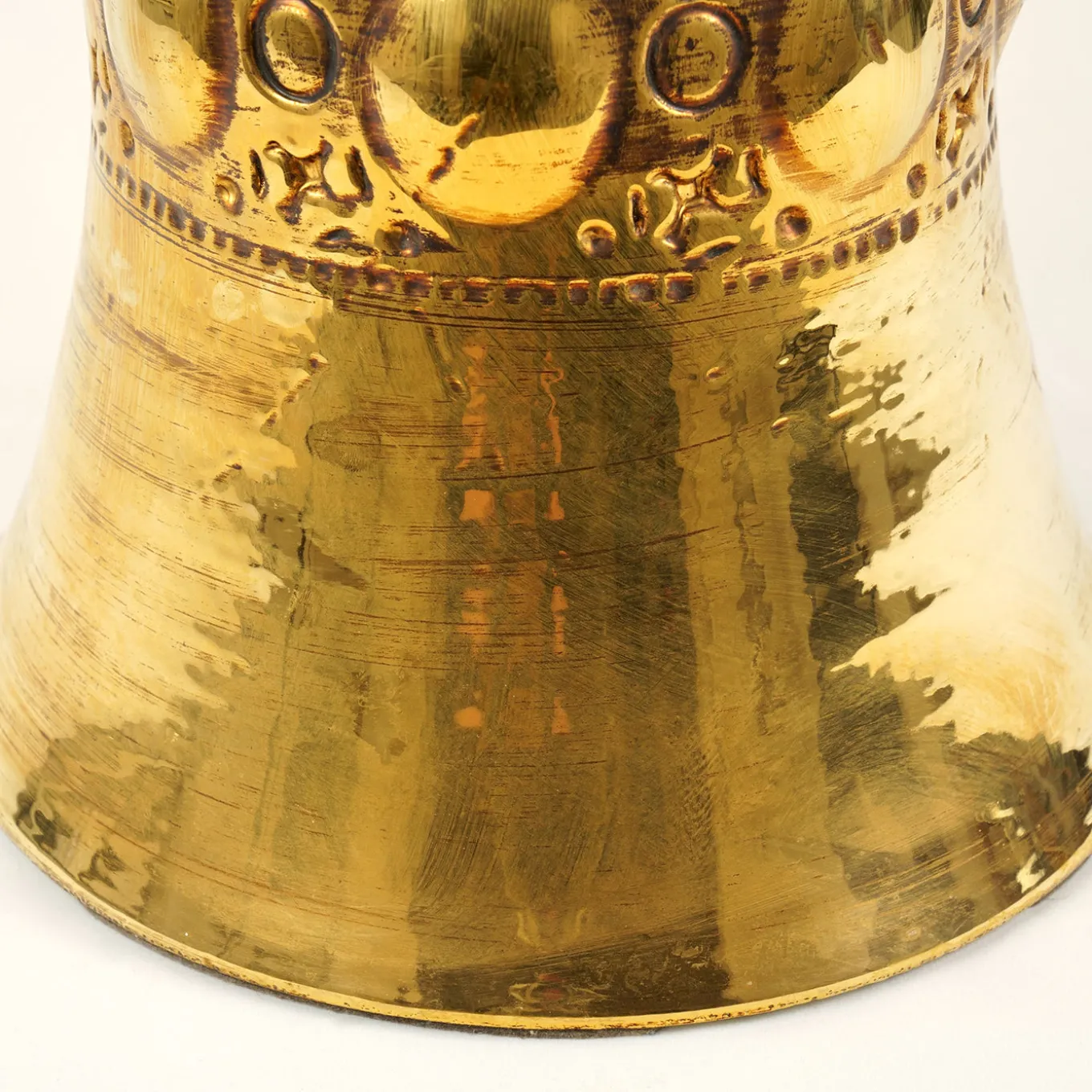 Myra Gold Ceramic Side Table by Gabriele Mengoni