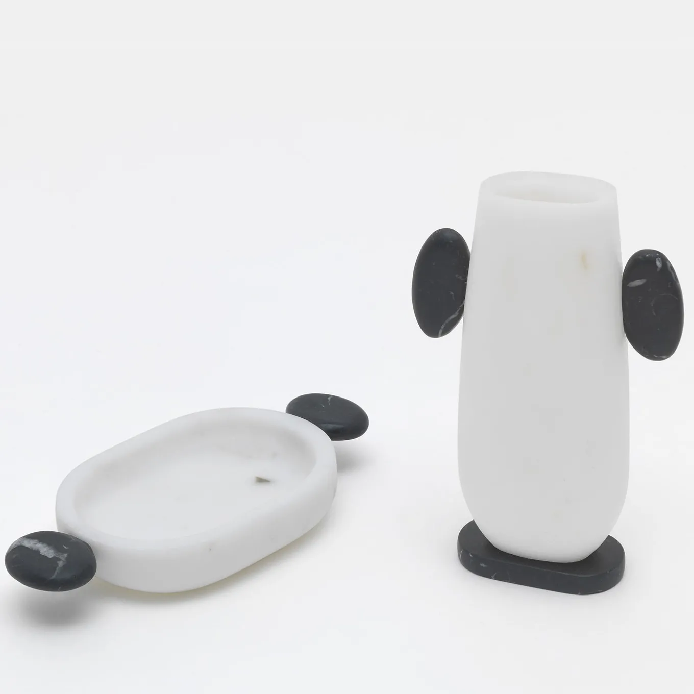 Nardo Black and White Penholder by Matteo Cibic