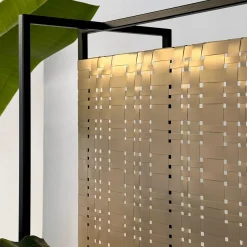 Obsidium Iter Free-Standing Screen