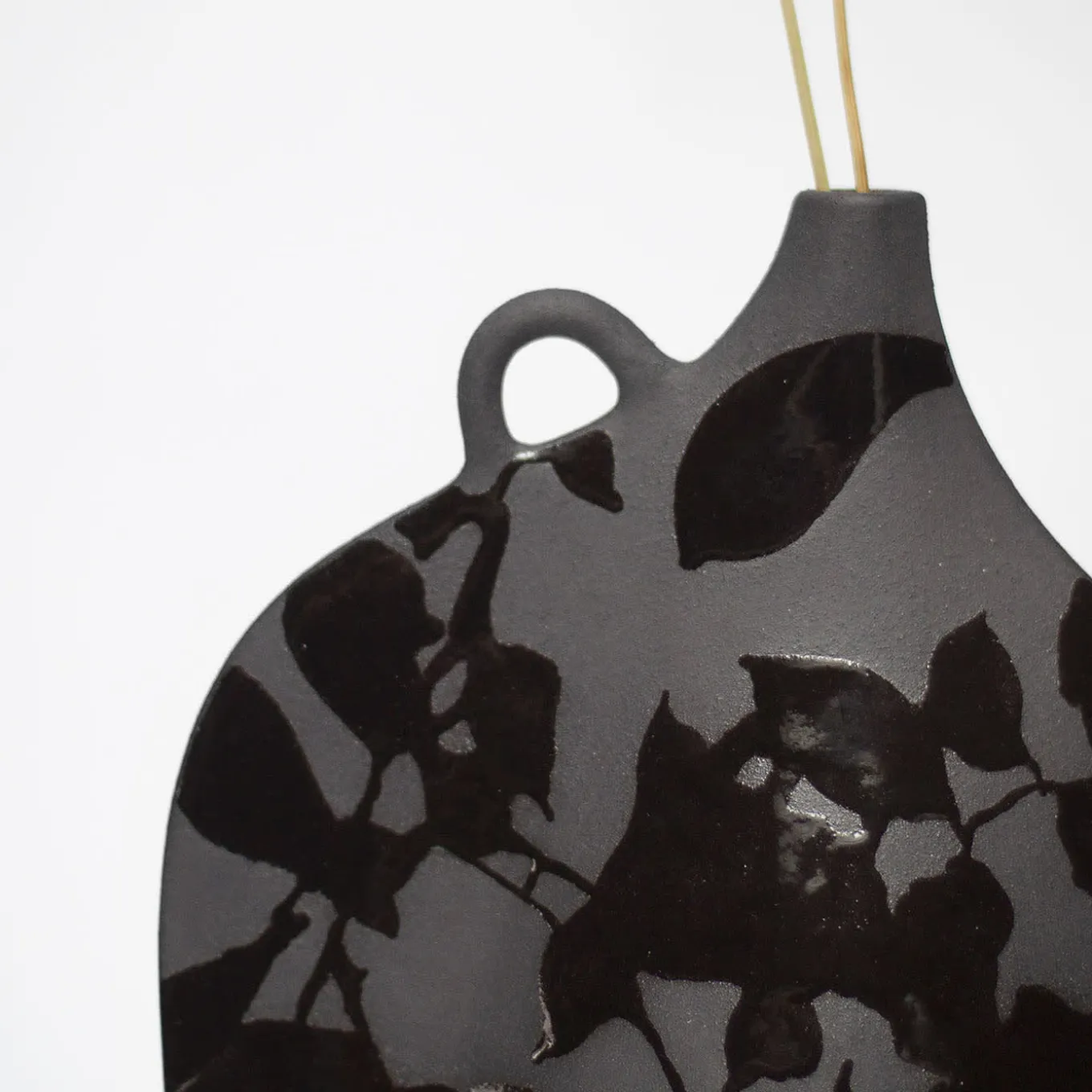 Ombra Black Stoneware With Glossy Details Vase #1