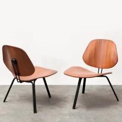 P31 Chair by Osvaldo Borsani