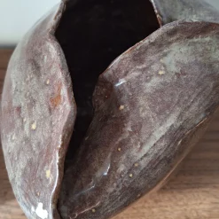 Petalo 2 Petal-Shaped Brown Ceramic Vase