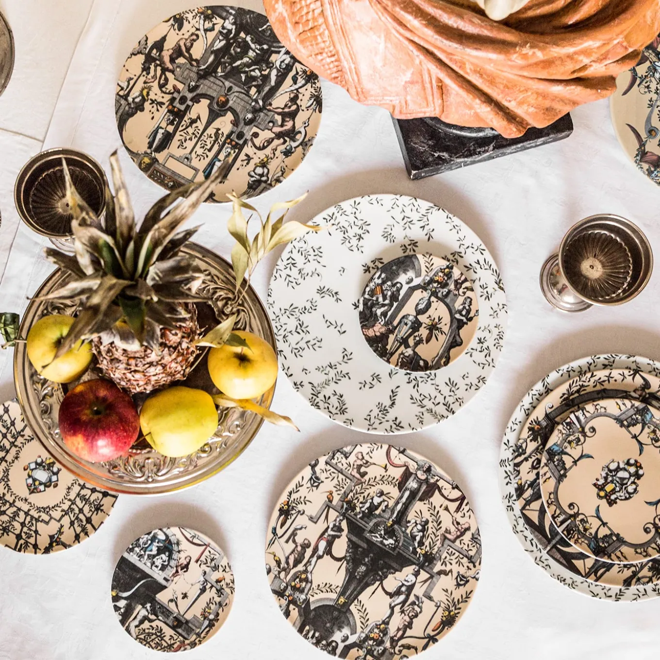 Pompei Set of 6 porcelain Dessert Plates with geometric design