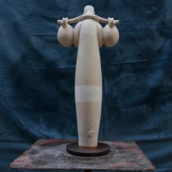 Portatore Bilancia Sculpture