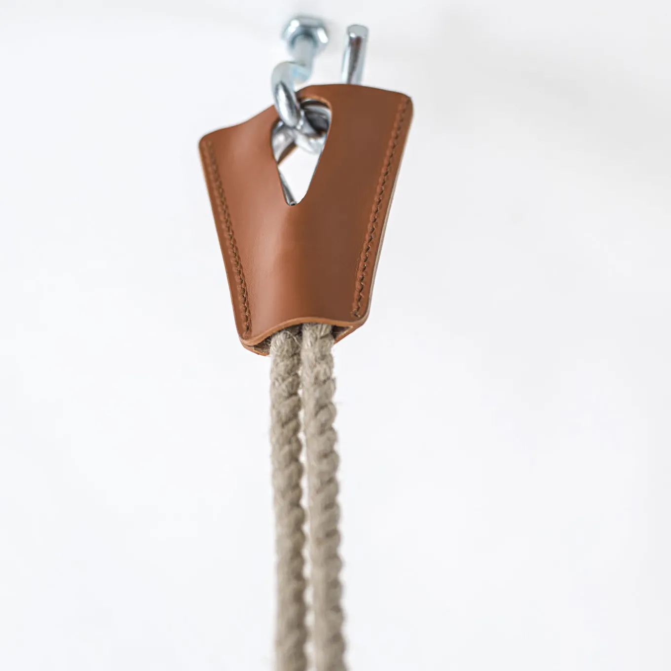 Priamo Brown Indoor Swing