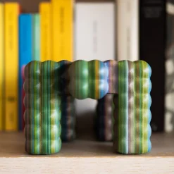 Prono Strata Amazon 1 Sculpture