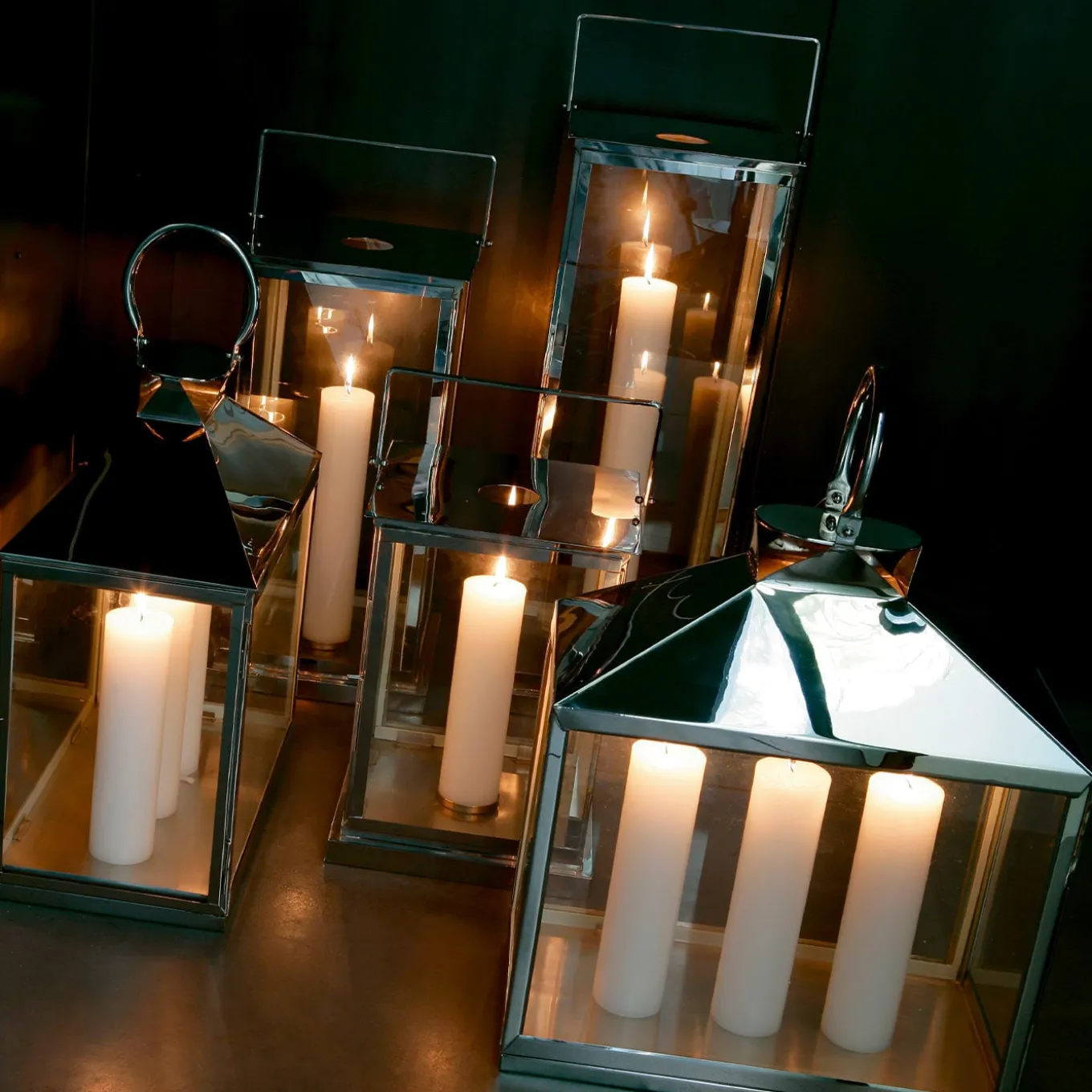 Pyramid Large Short Lantern