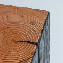 Quartus IV Black Stool