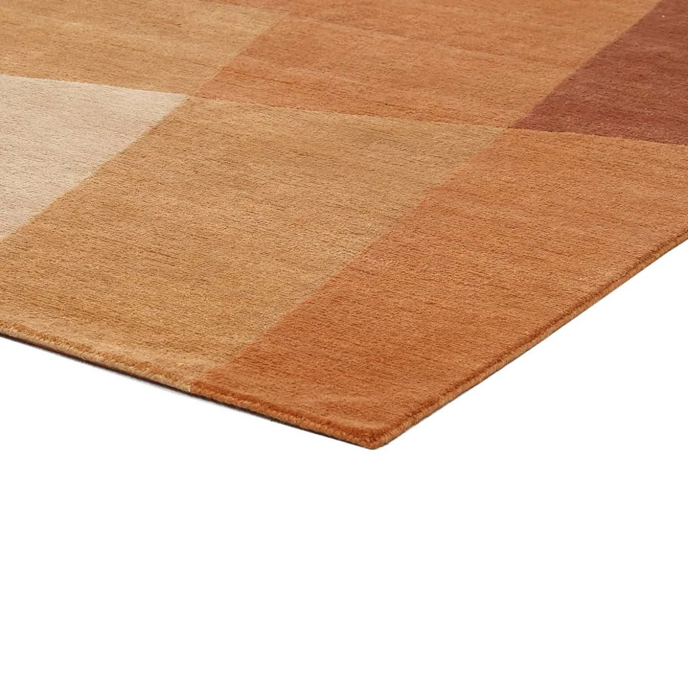 RD Shade Red Carpet by Rodolfo Dordoni