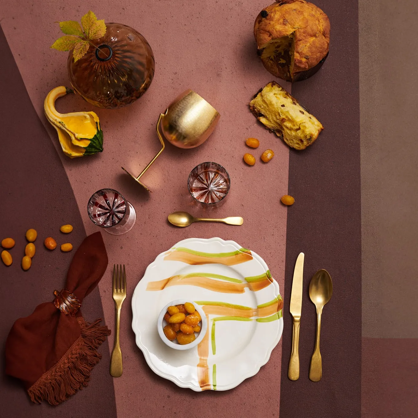 Red Stripes Wine Goblet