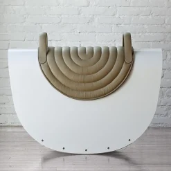 Rocker 01 Bench by Lanzavecchia & Wai