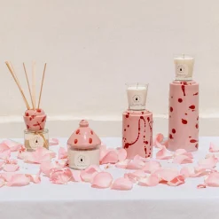 Rose and Burgundy Totem with scented candle Fragrance Blotch Rose