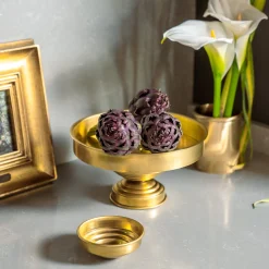 Round Brushed Brass Centerpiece