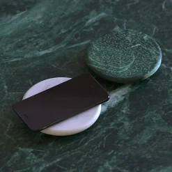 Selce Carrara Wireless Phone Charger by Efrem Bonacina and Andrea Teoldi