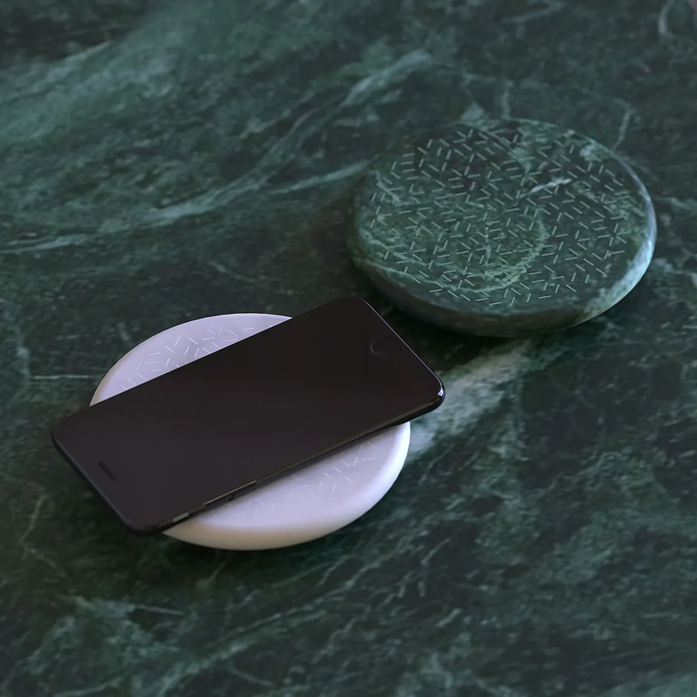 Selce Carrara Wireless Phone Charger by Efrem Bonacina and Andrea Teoldi