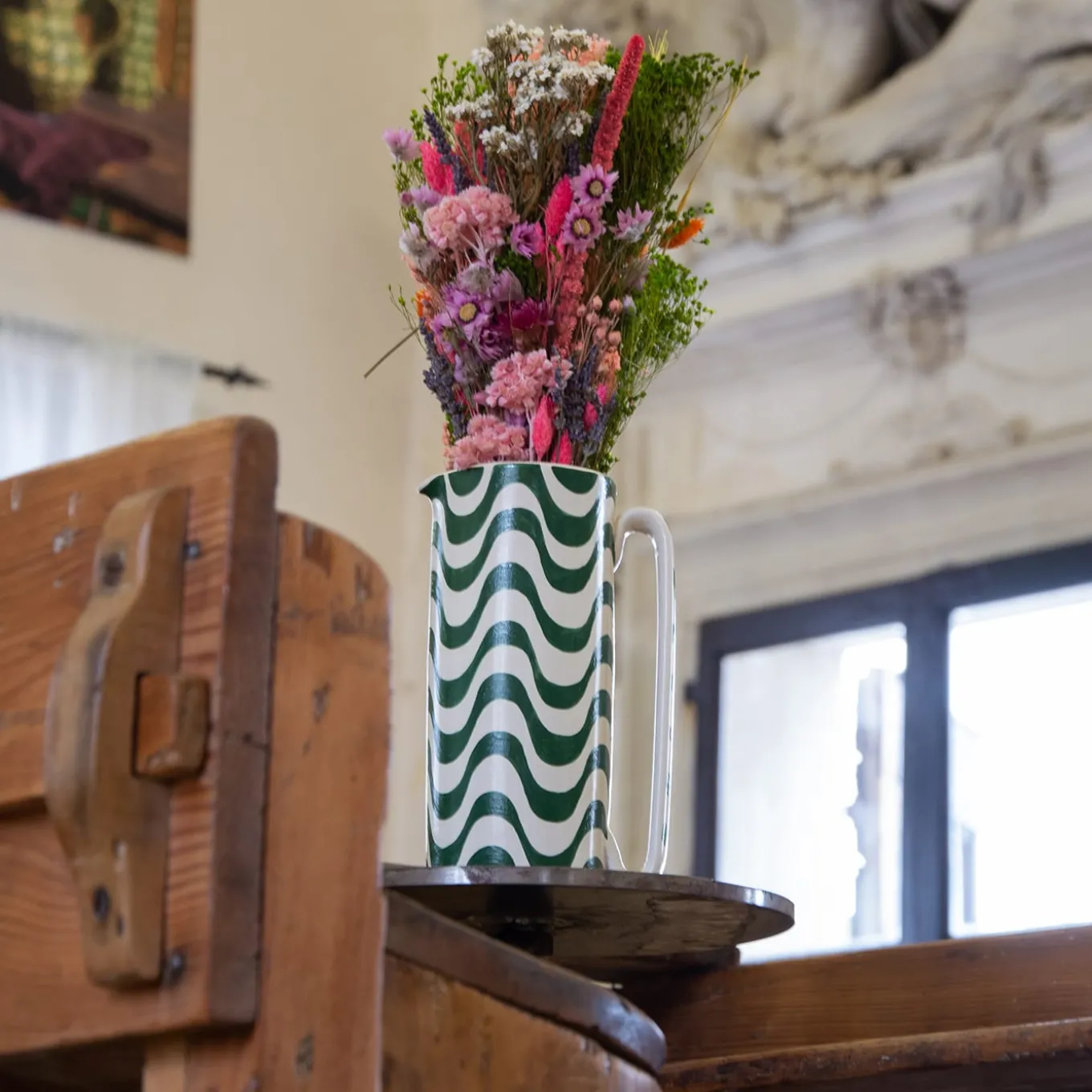 Serlio Copacabana Ceramic Carafe