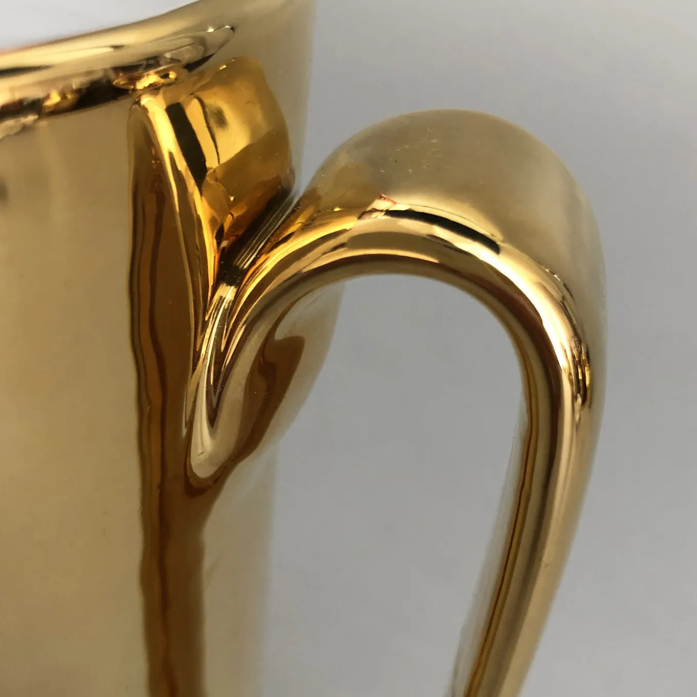 Serlio Gold Terracotta Carafe